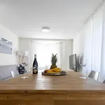 Blau Apartment Schruns