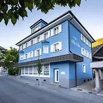 Blau Apartment *